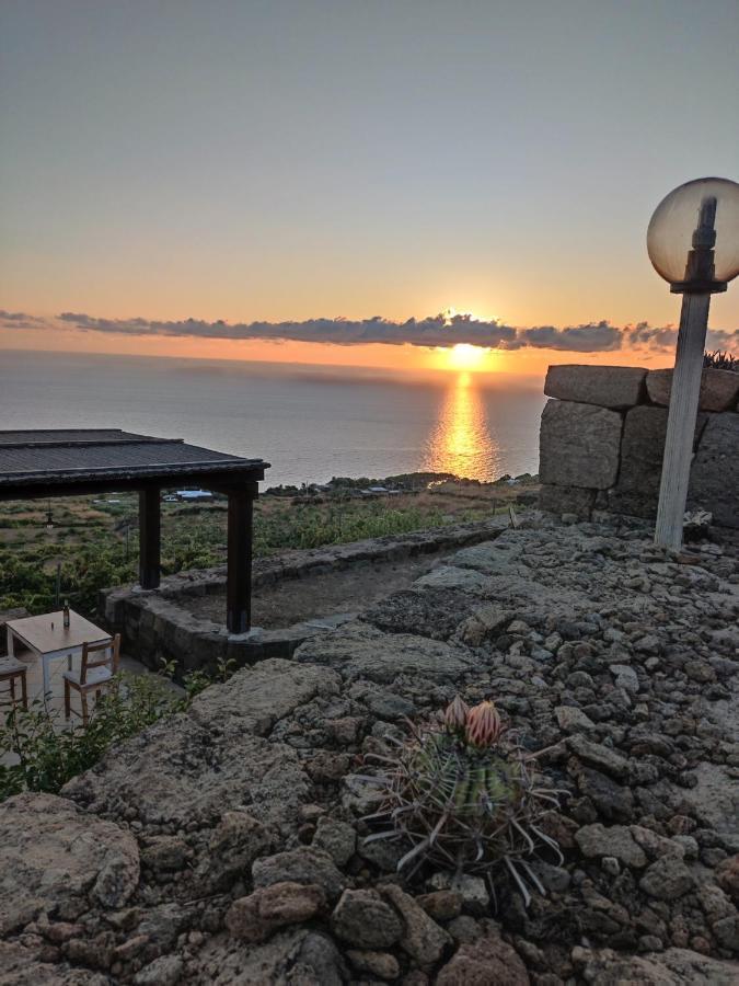 Hotel Dammusi Il Carrubo Kamma Esterno foto