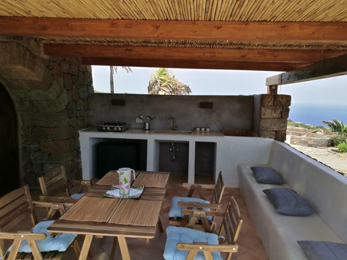 Hotel Dammusi Il Carrubo Kamma Esterno foto